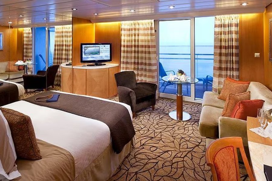 Celebrity Cruises Celebrity Infinity Aqua Sky Suite 1.jpg